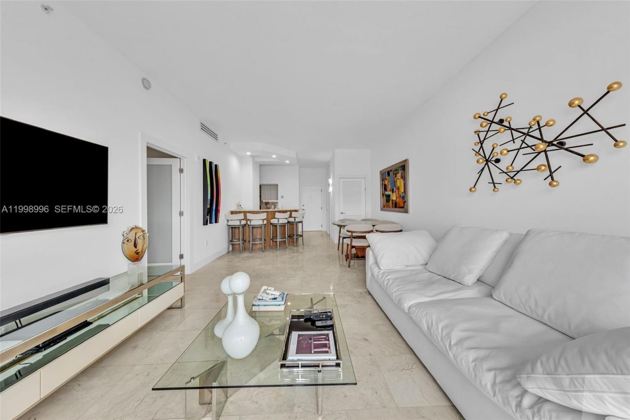 6917 Collins Ave, Unit PH22, Miami Beach, FL 33141 Photo