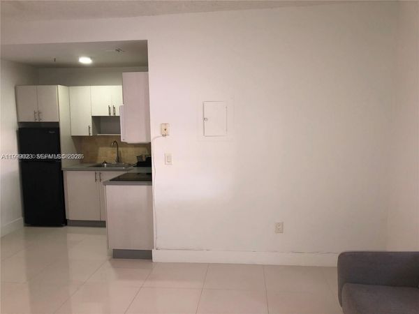 2730 Collins Ave, Unit 310, Miami Beach, FL 33140