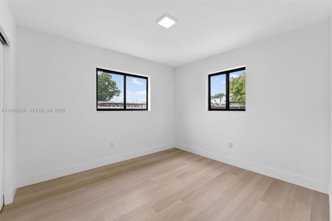 19730 NW 44th Ct, Miami Gardens, FL 33055 Photo