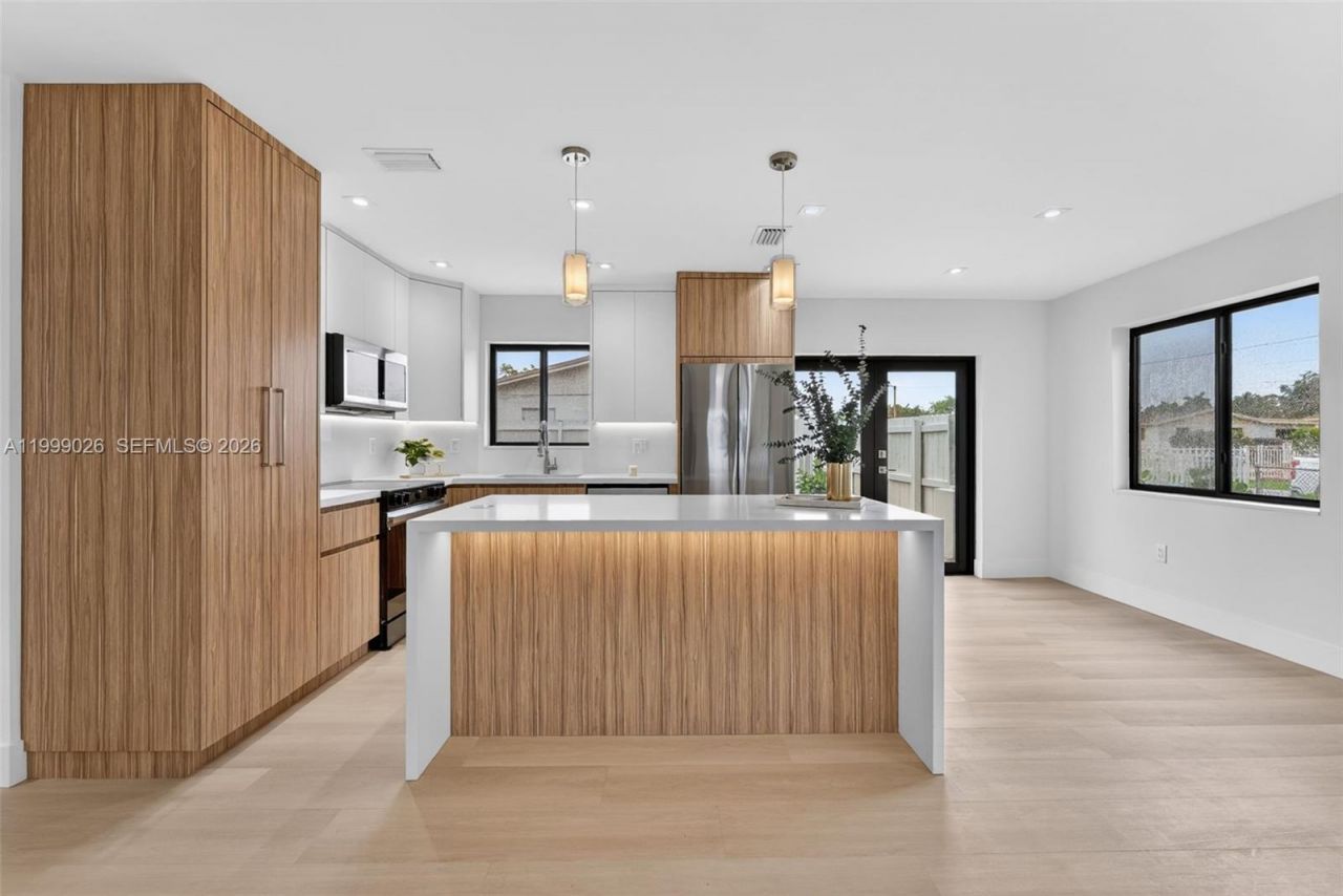 19730 NW 44th Ct, Miami Gardens, FL 33055 Photo