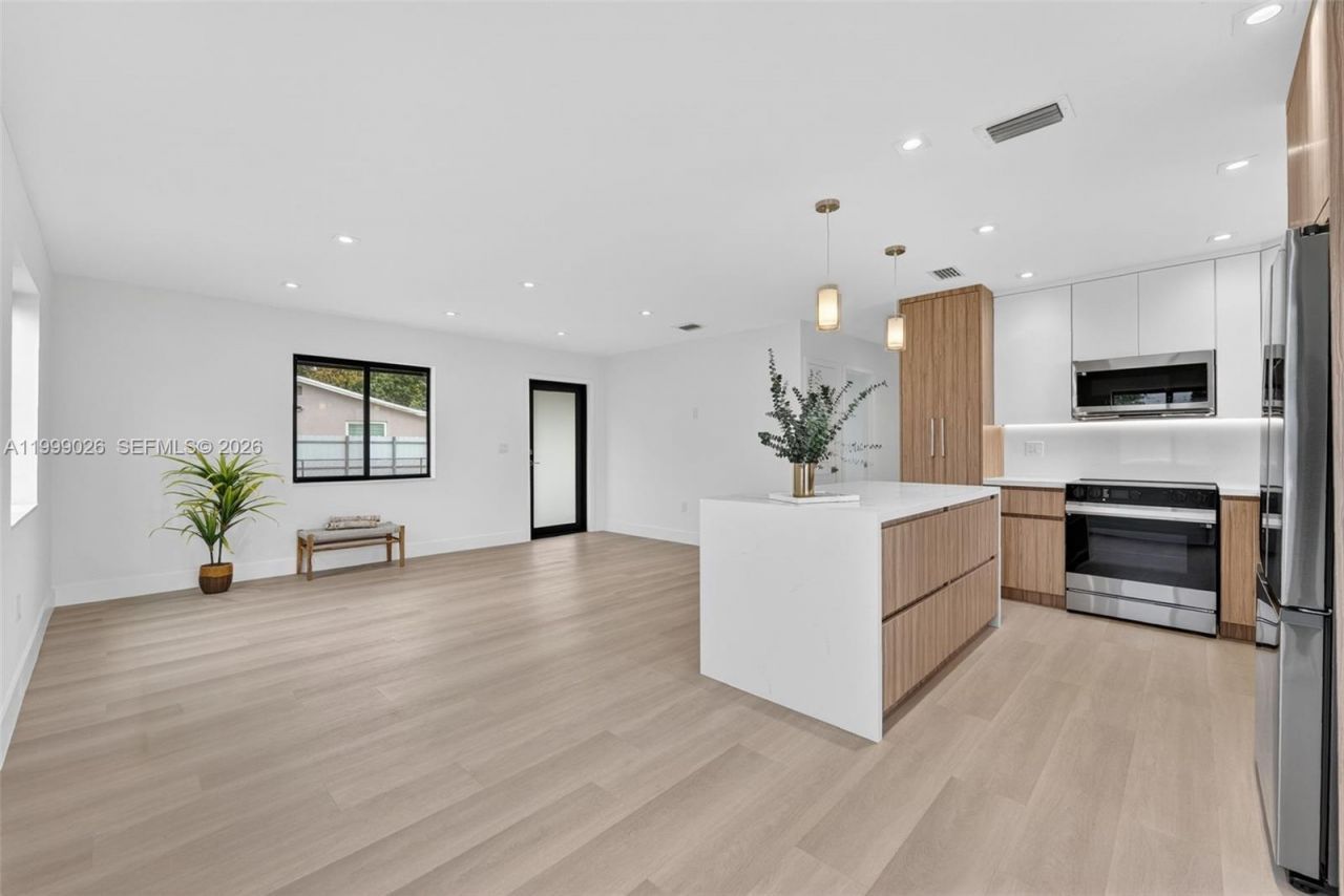 19730 NW 44th Ct, Miami Gardens, FL 33055 Photo