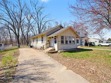 203 Boman Street, Flushing, MI 48433