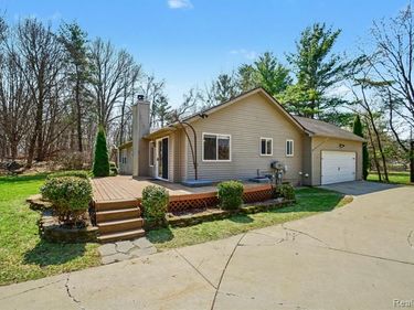 895 Orion Road, Orion Twp, MI 48362