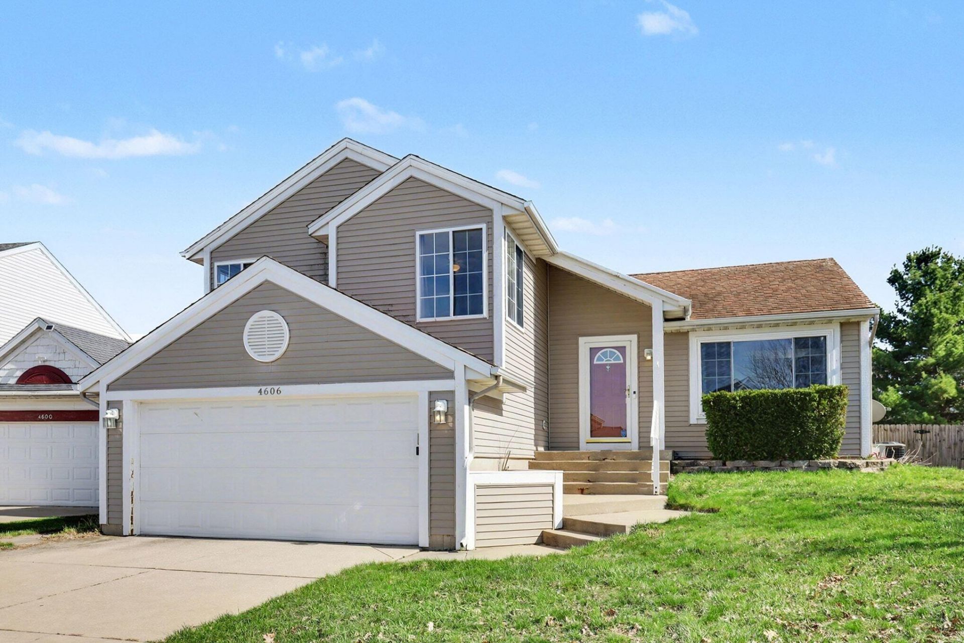 4606 Country Hill Drive Se, Kentwood, MI 49512 Main Photo