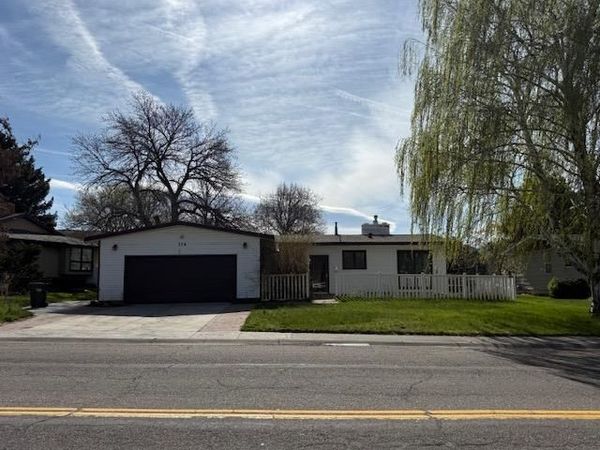 379 fairway Dr, Pocatello, ID 83201