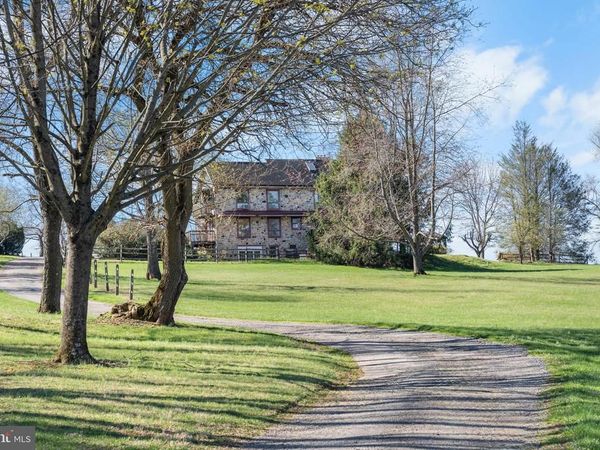 1728 VALLEY LANE , CHESTER SPRINGS, PA 19425