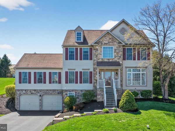 62 SWEETWATER LANE, WERNERSVILLE, PA 19565