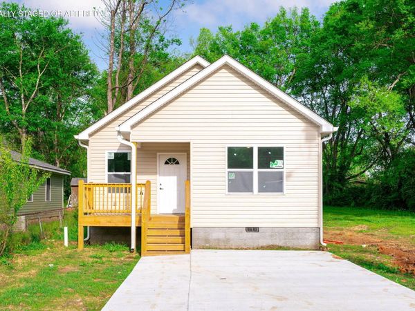 4255 Quinn Adams Street, Chattanooga, TN 37410