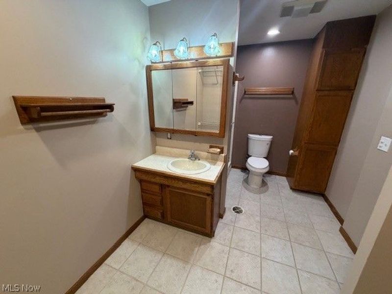 663 Sonora Court, Berea, OH 44017 Photo 18