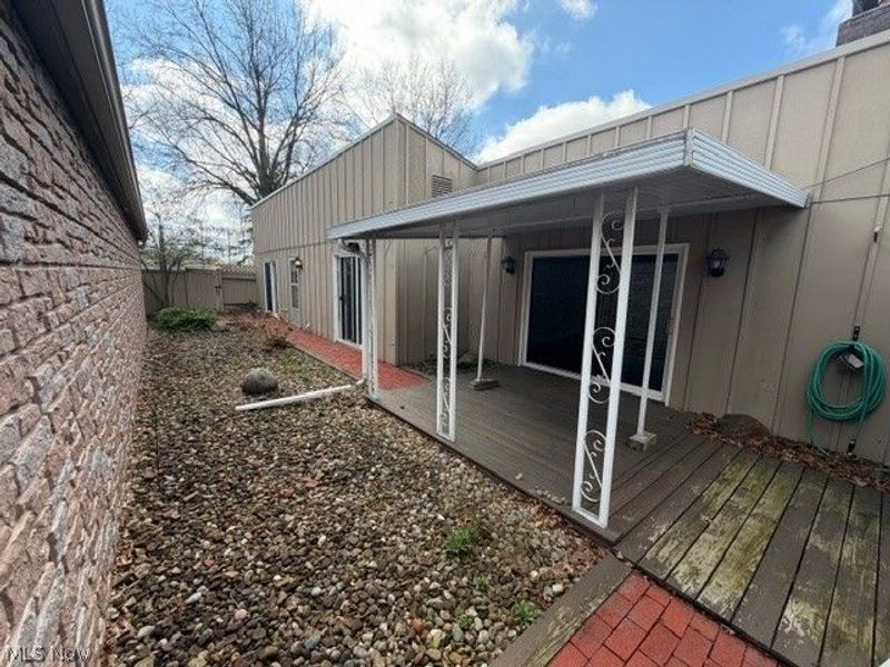 663 Sonora Court, Berea, OH 44017 Photo 2