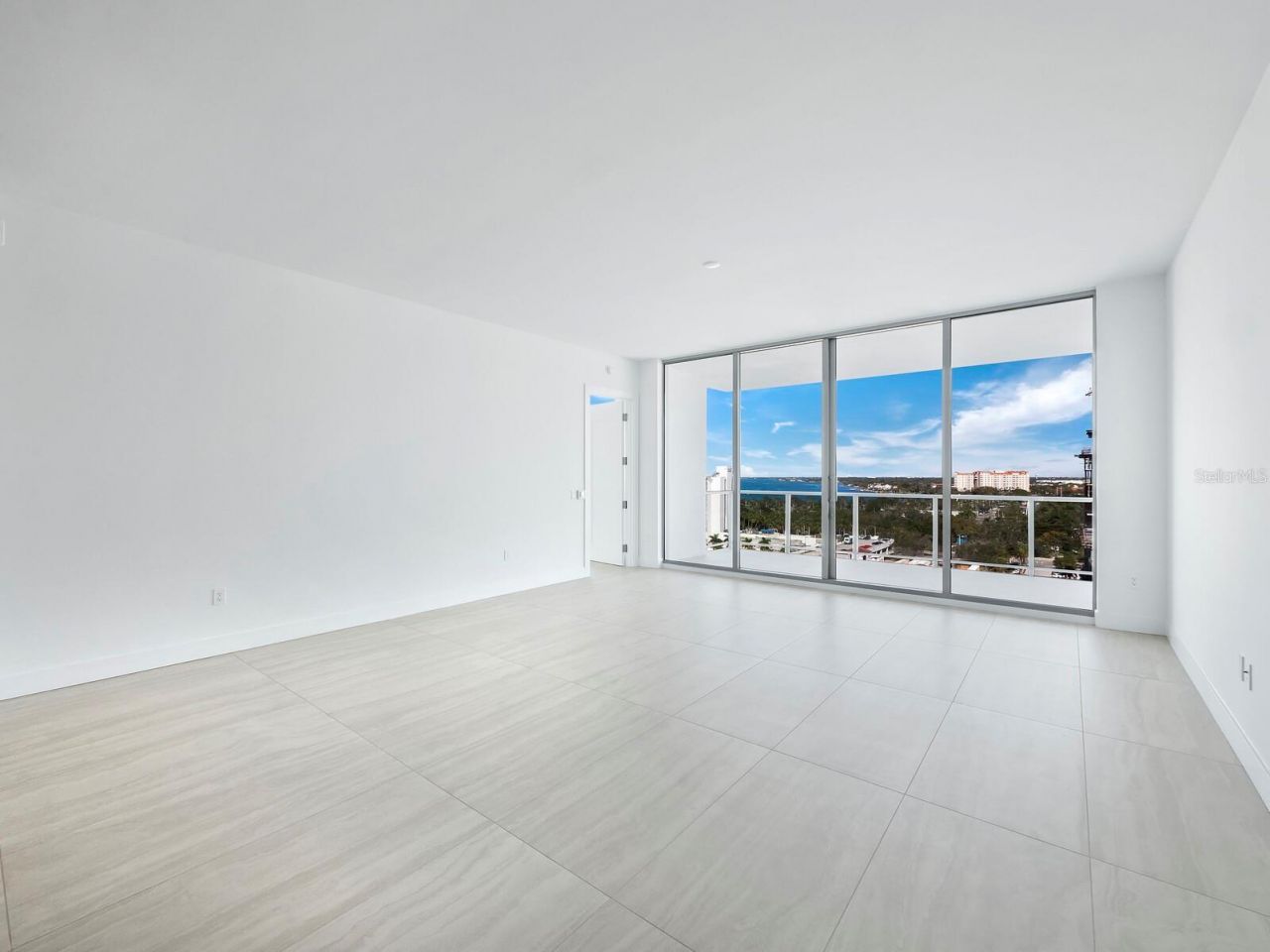 301 Quay Commons, Unit 1003, Sarasota, FL 34236 Photo