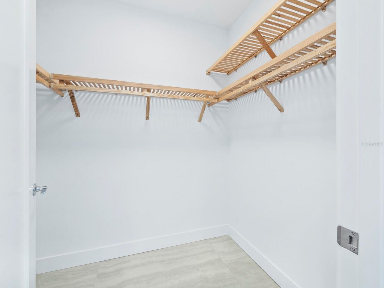 301 Quay Commons, Unit 1003, Sarasota, FL 34236 Photo