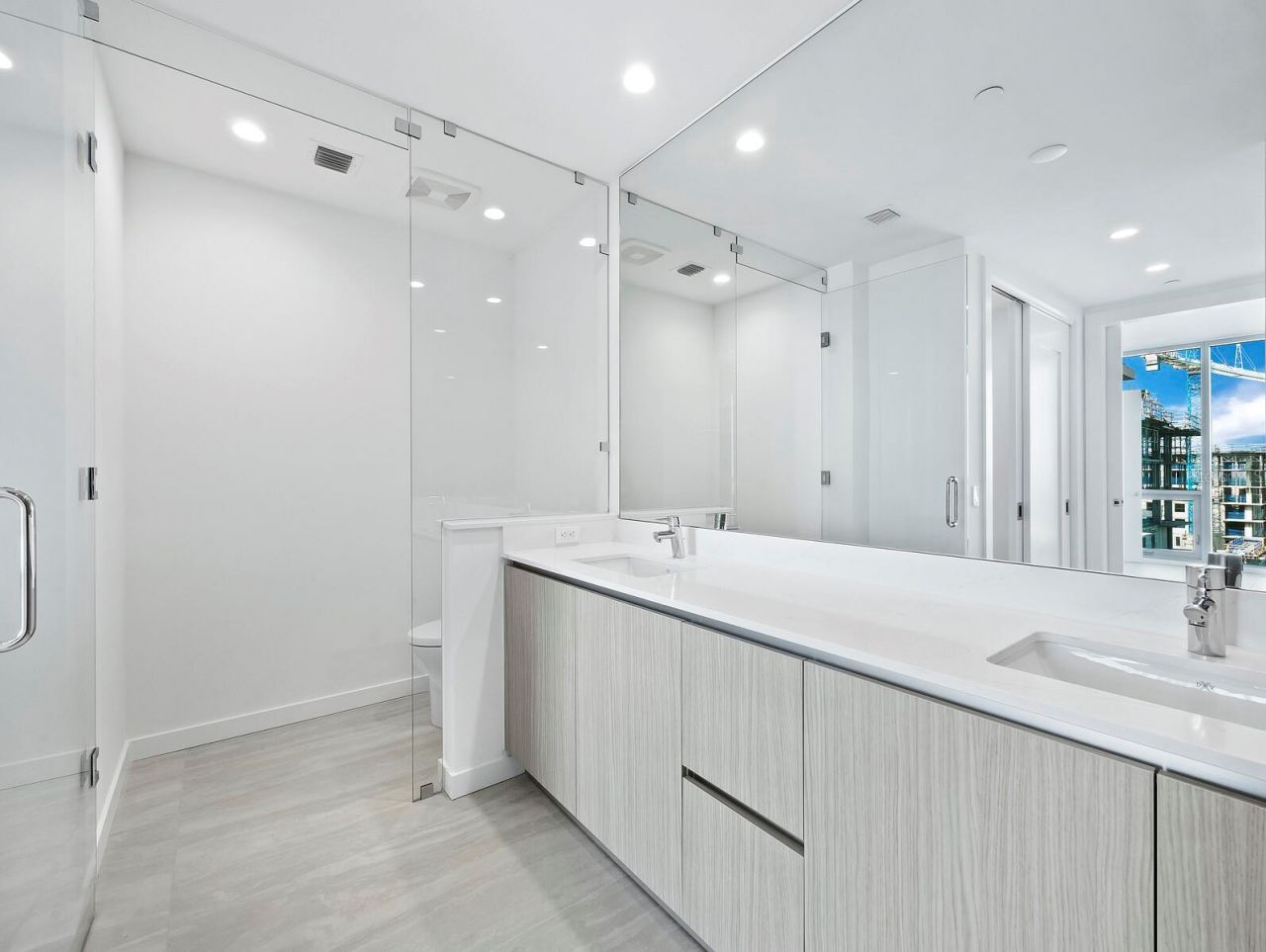 301 Quay Commons, Unit 1003, Sarasota, FL 34236 Photo