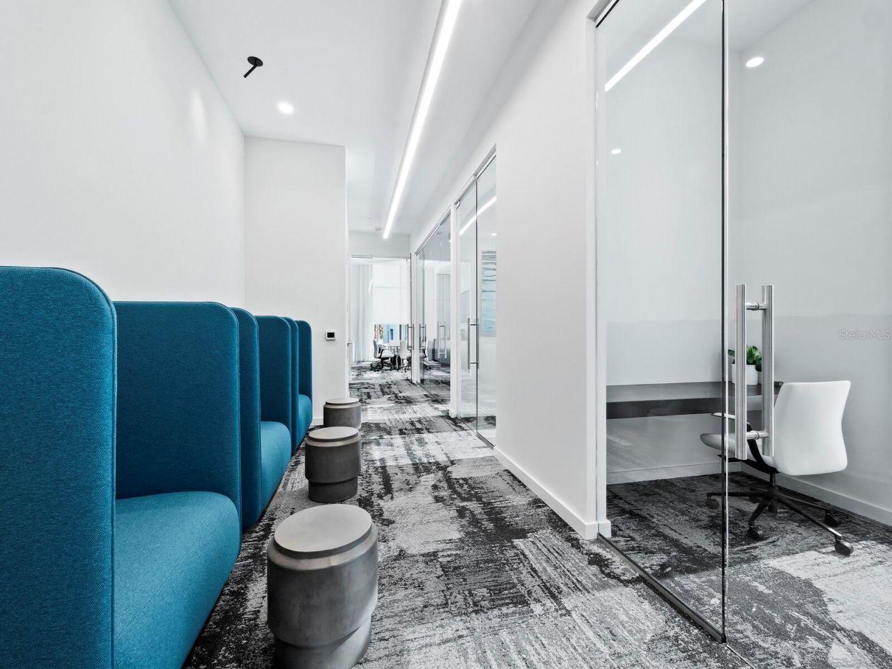 301 Quay Commons, Unit 1003, Sarasota, FL 34236 Photo