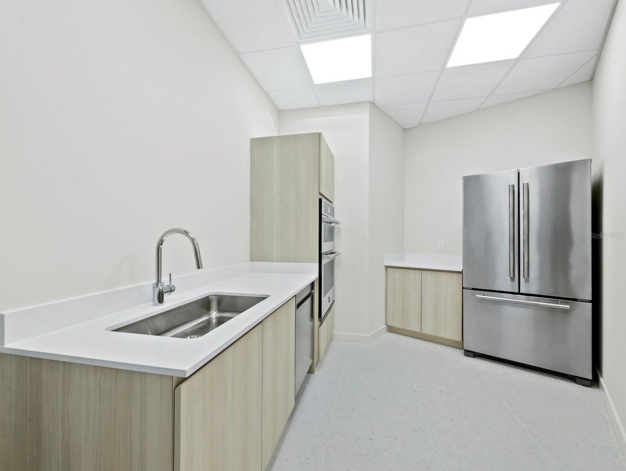 301 Quay Commons, Unit 1003, Sarasota, FL 34236 Photo