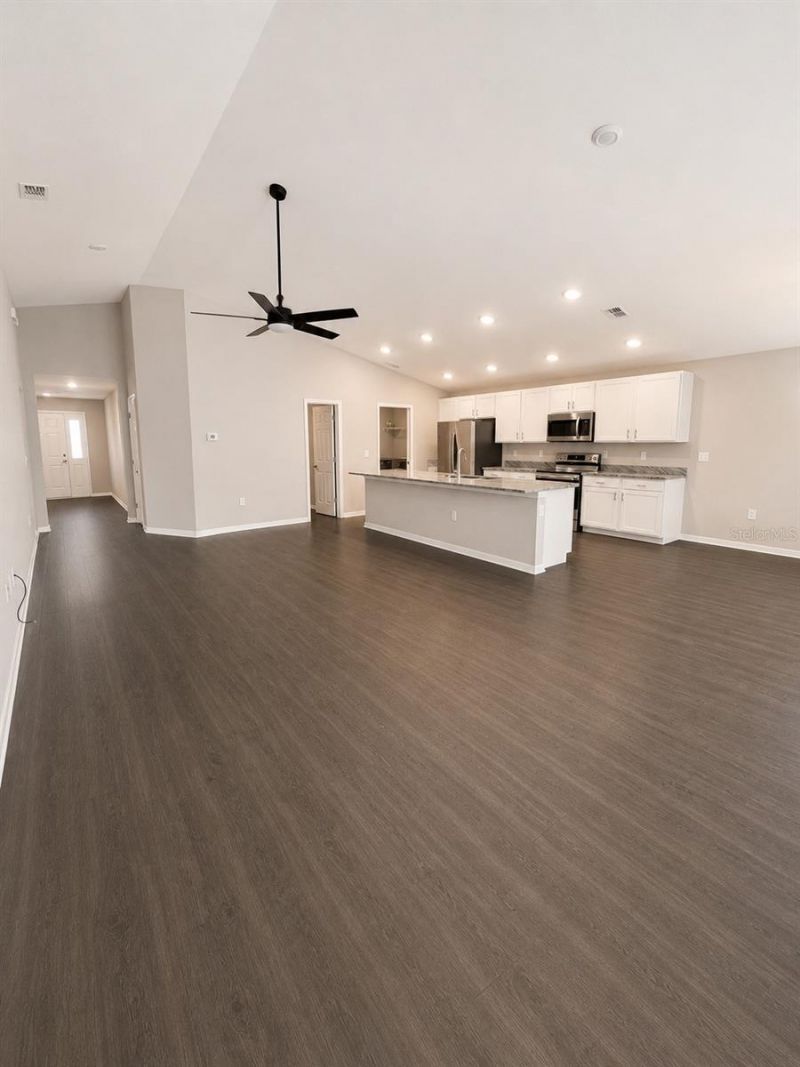 1373 Mezzavalle Way, Auburndale, FL 33823 Photo