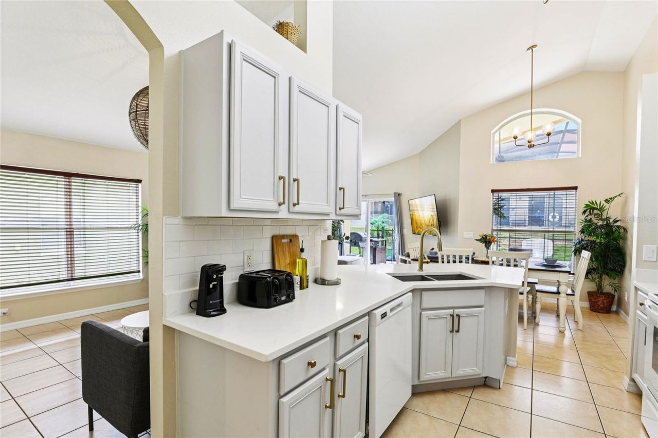 136 Rosso Drive, Davenport, FL 33837 Photo