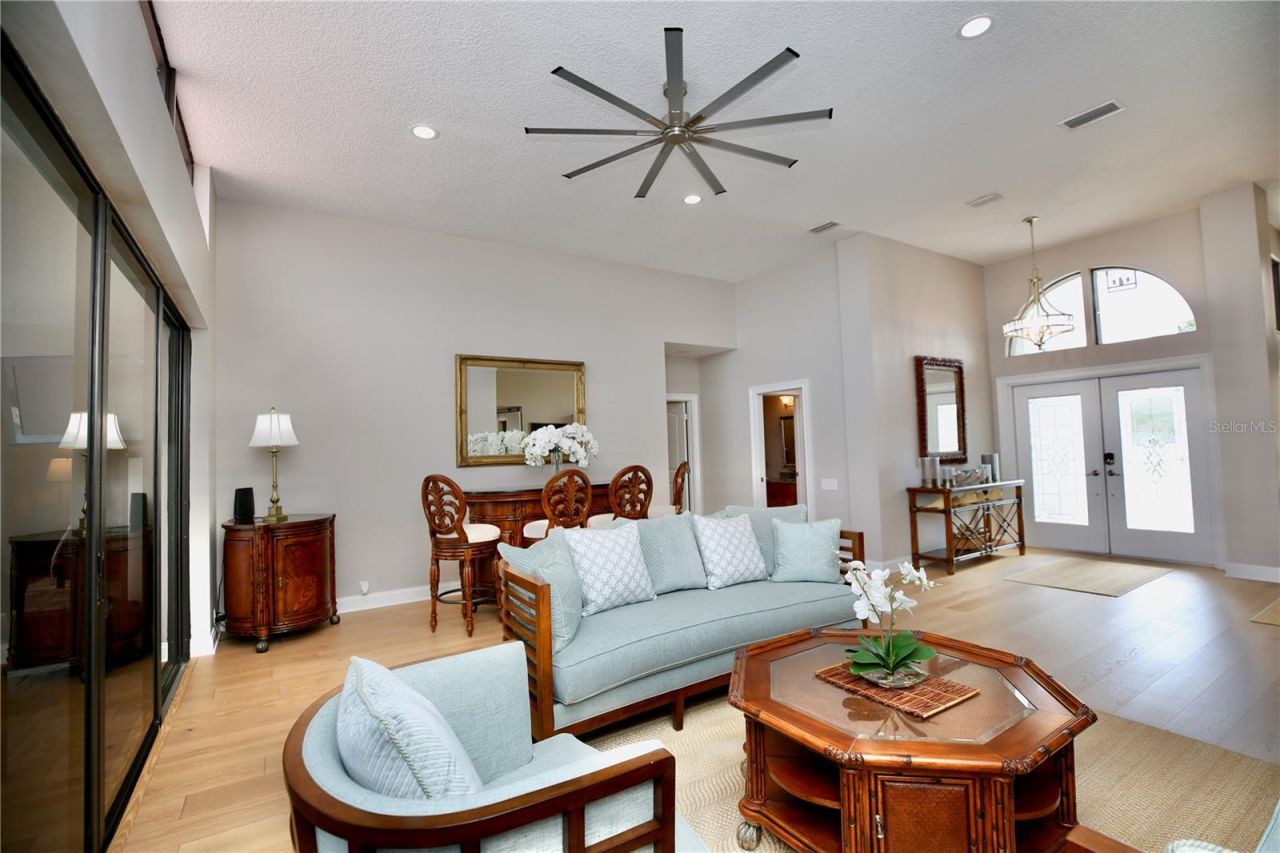 5806 Cruiser Way, Tampa, FL 33615 Photo