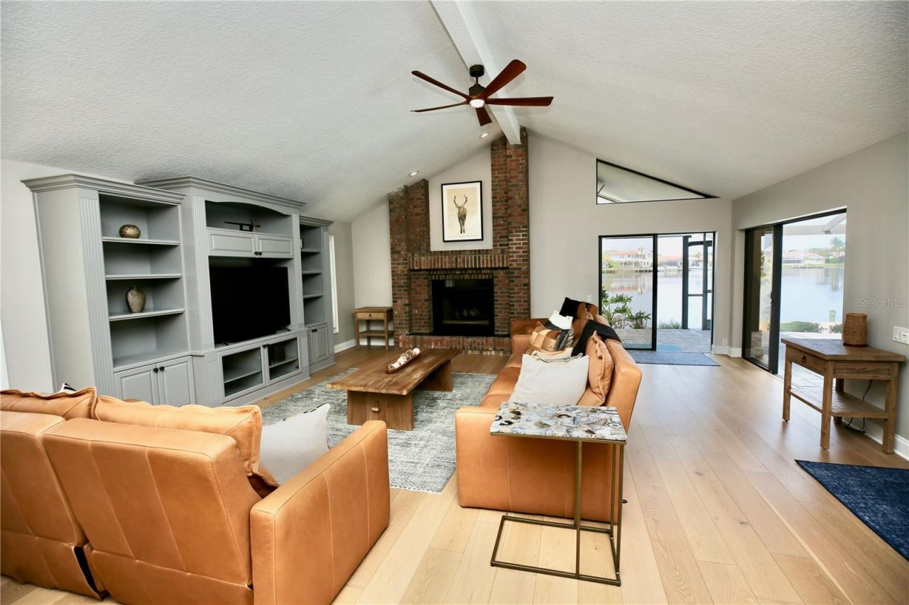 5806 Cruiser Way, Tampa, FL 33615 Photo