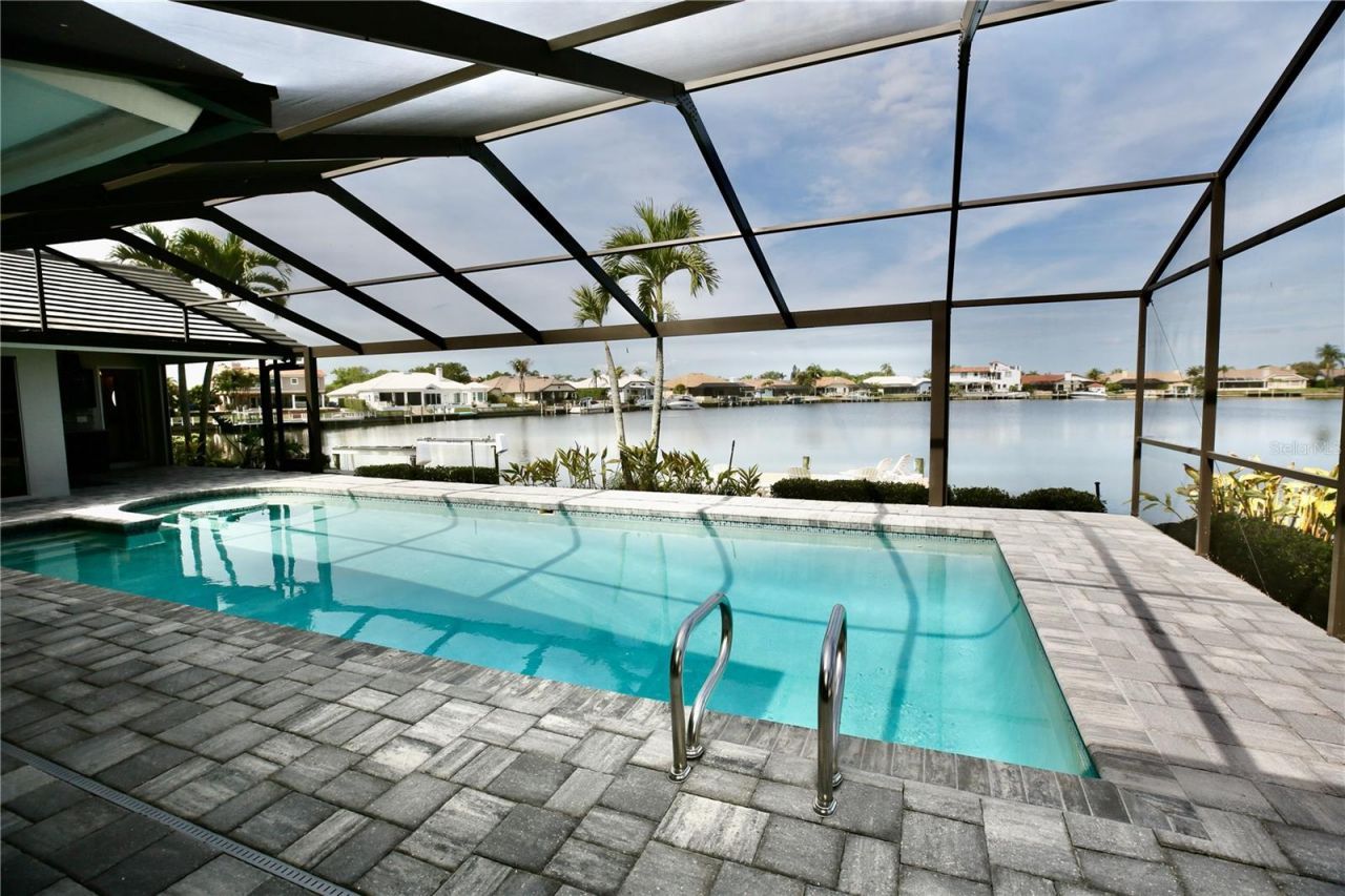 5806 Cruiser Way, Tampa, FL 33615 Photo