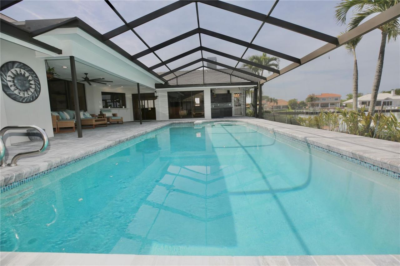 5806 Cruiser Way, Tampa, FL 33615 Photo