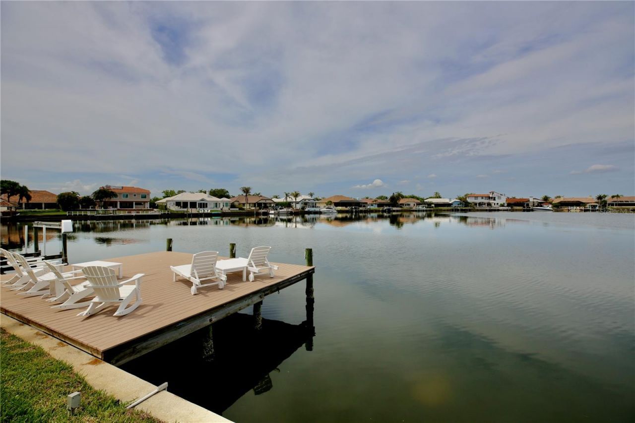 5806 Cruiser Way, Tampa, FL 33615 Photo