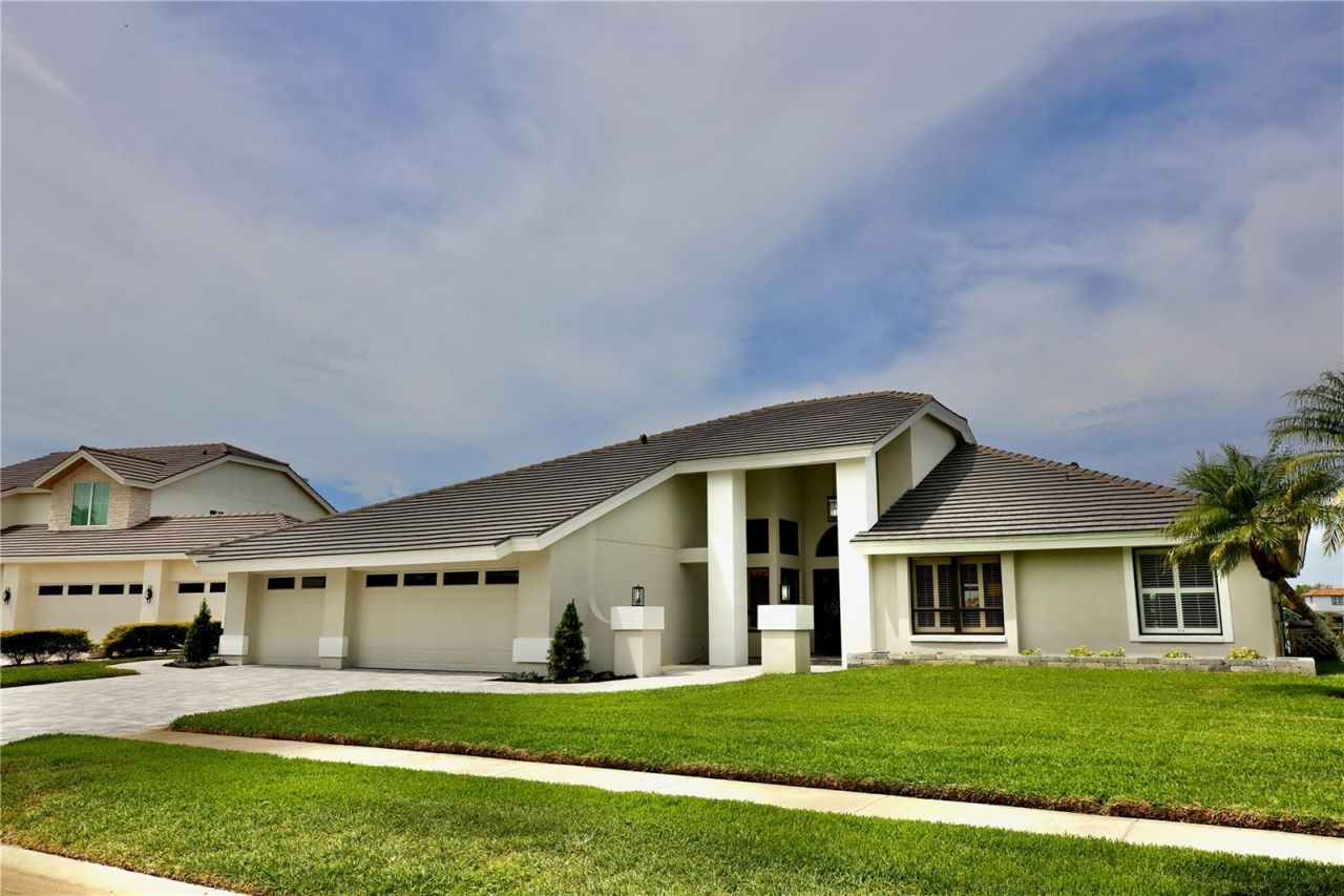 5806 Cruiser Way, Tampa, FL 33615 Photo