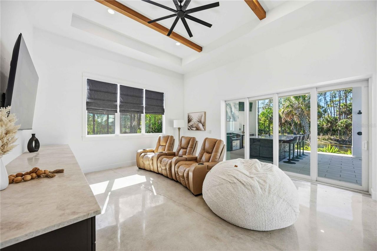 143 Creek Drive Se, Port Charlotte, FL 33952 Photo