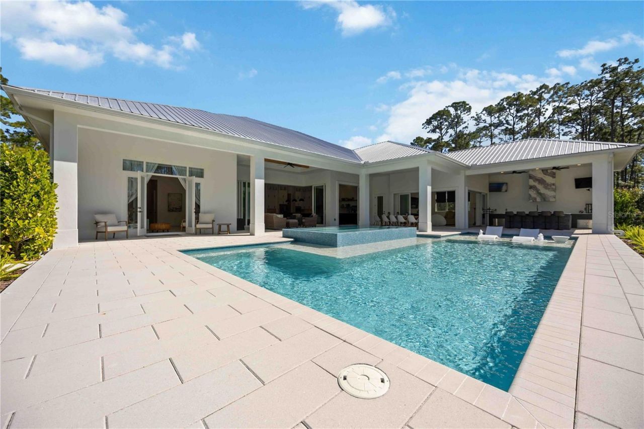 143 Creek Drive Se, Port Charlotte, FL 33952 Photo