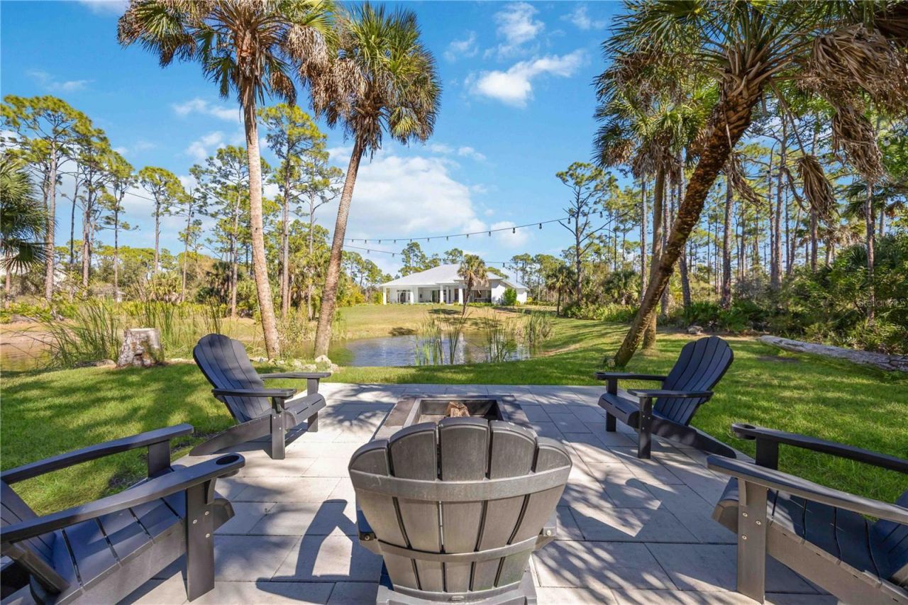 143 Creek Drive Se, Port Charlotte, FL 33952 Photo