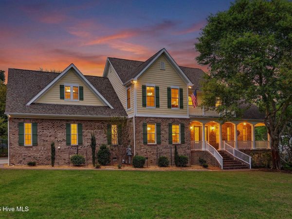 135 Great Oak Drive, Hampstead, NC 28443