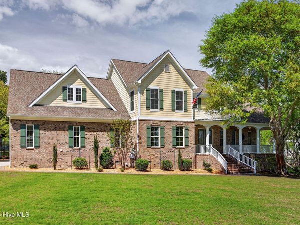135 Great Oak Drive, Hampstead, NC 28443