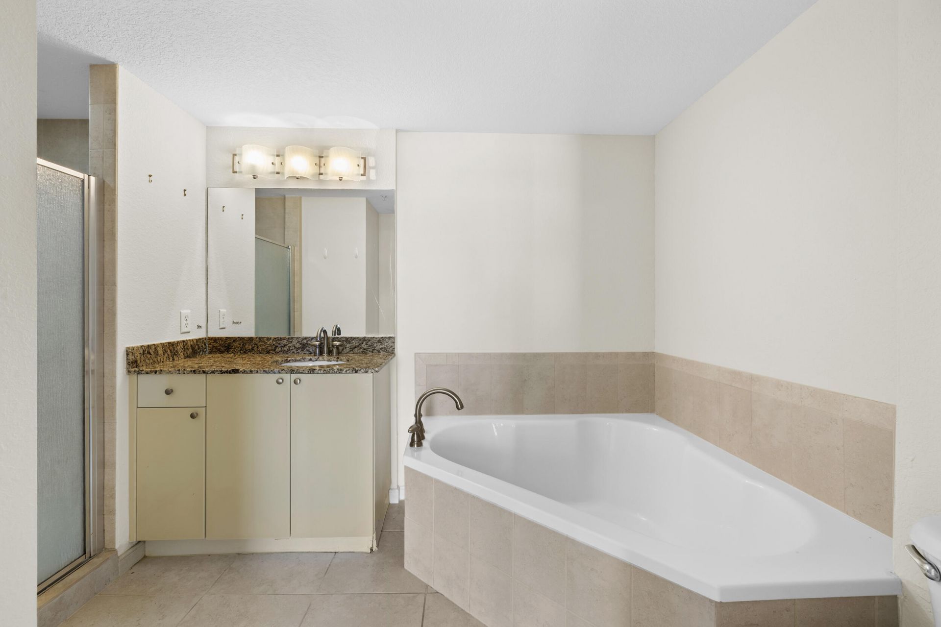 1830 Radius Drive, Unit 803, Hollywood, FL 33020 Photo