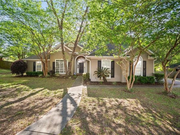 2775 Oakridge West Drive, Mobile, AL 36608