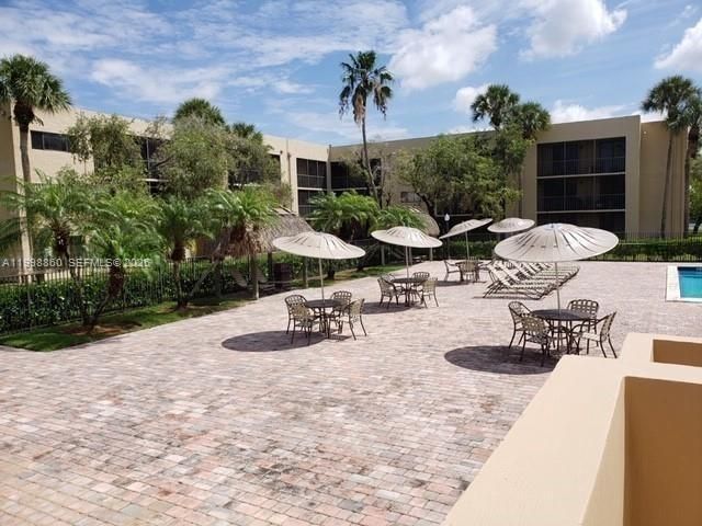 8075 SW 107th Ave , Unit 311, Miami, FL 33173 Photo