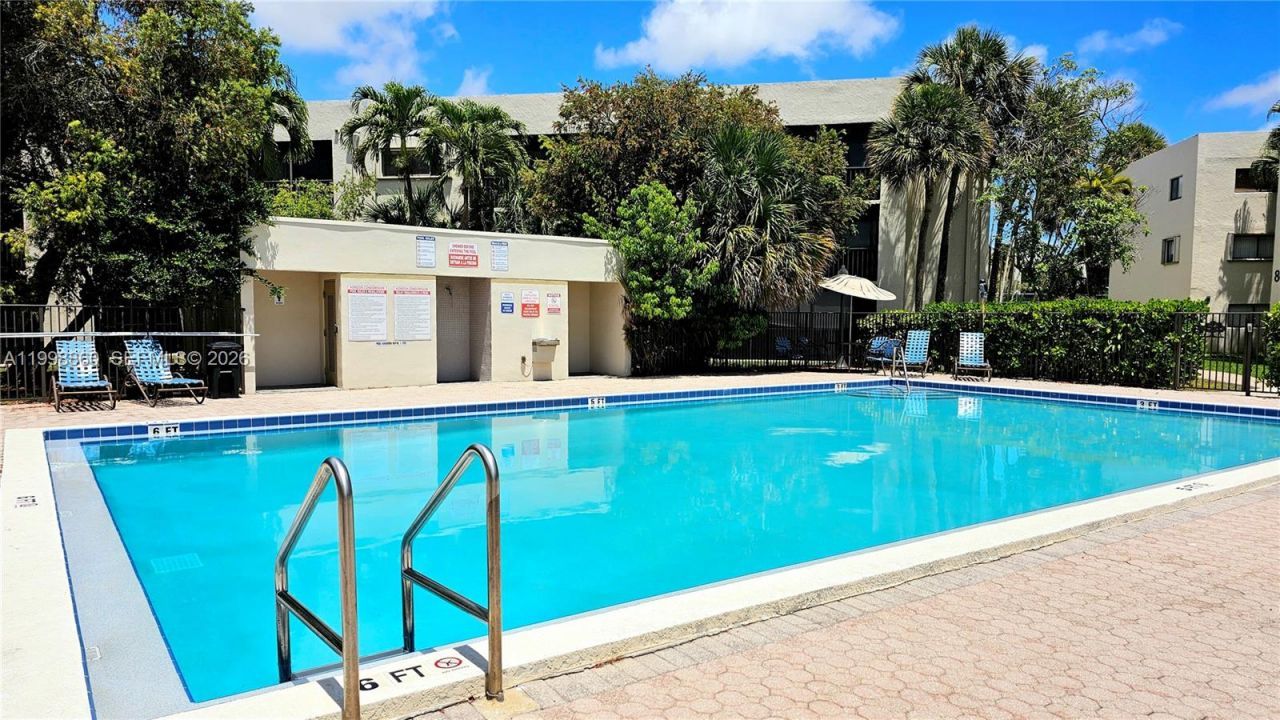 8075 SW 107th Ave, Unit 311, Miami, FL 33173 Photo