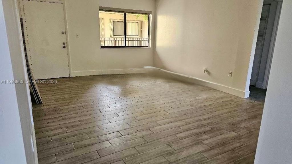8075 SW 107th Ave , Unit 311, Miami, FL 33173 Photo