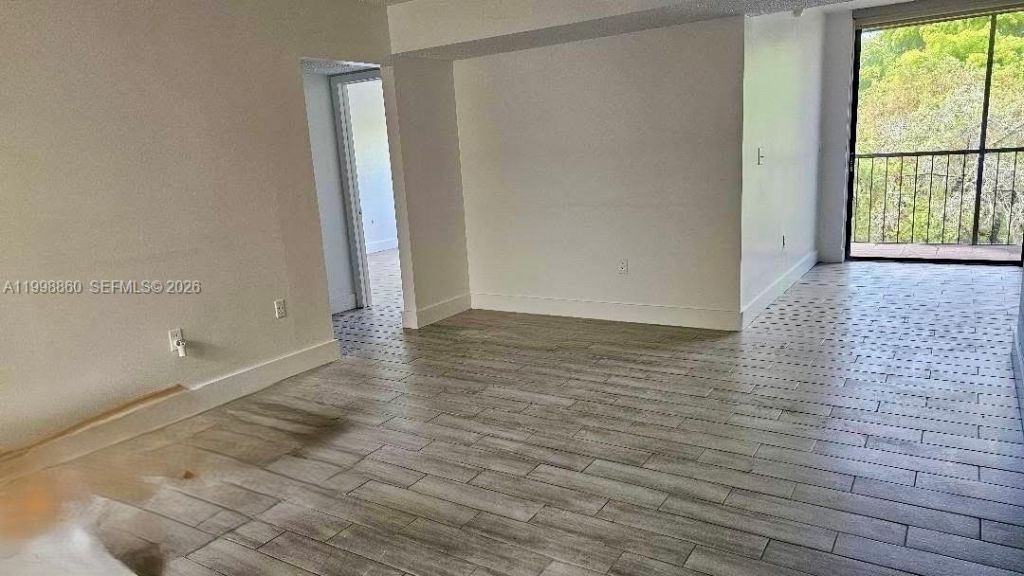 8075 SW 107th Ave , Unit 311, Miami, FL 33173 Photo