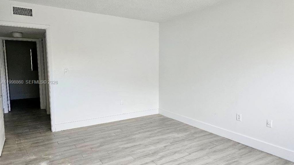 8075 SW 107th Ave , Unit 311, Miami, FL 33173 Photo
