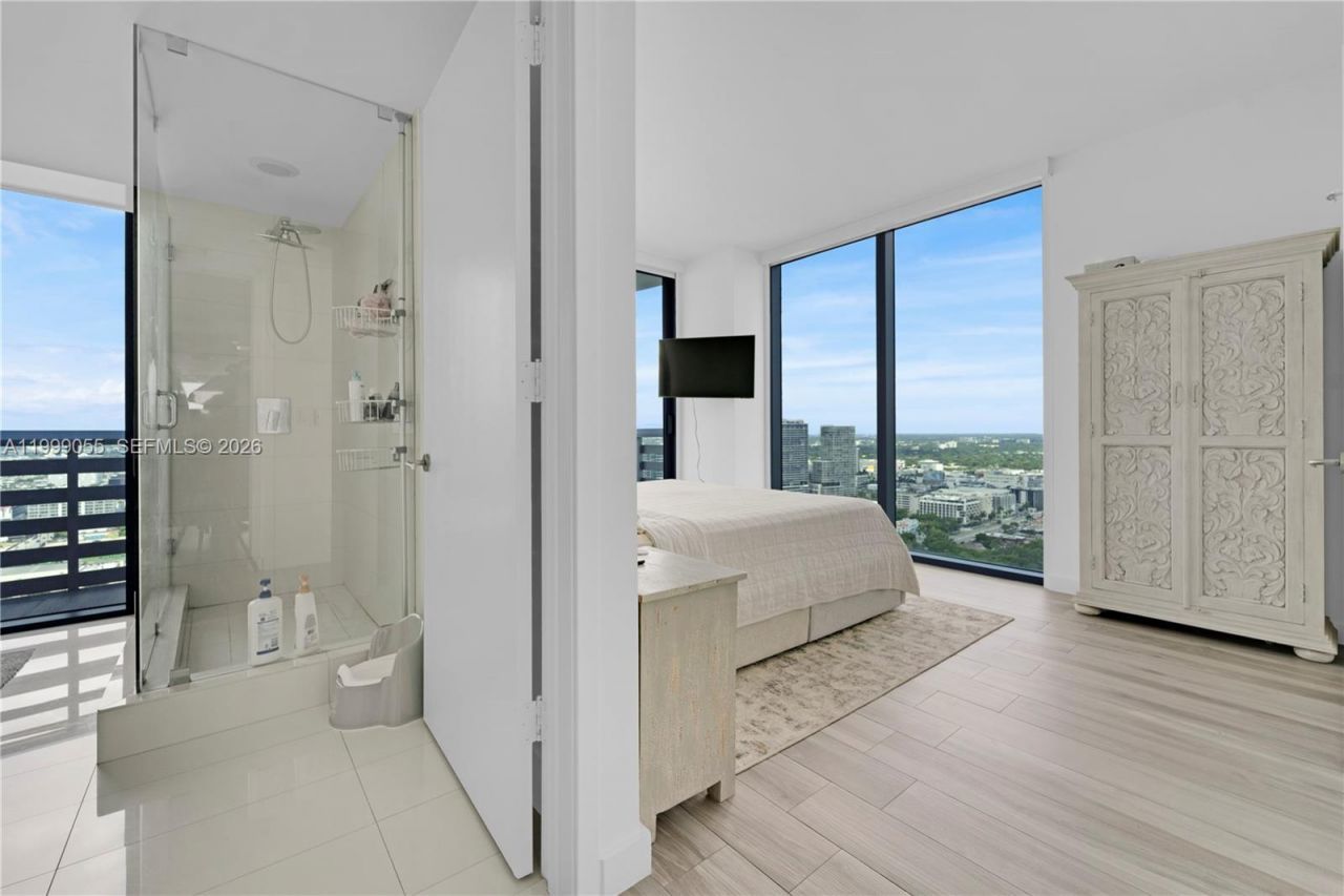 460 NE 28th St, Unit 3201, Miami, FL 33137 Photo