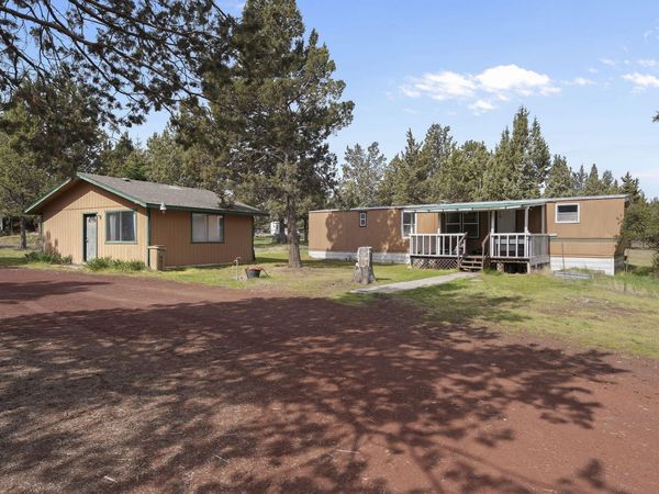 8320 SW High Cone Drive, Terrebonne, OR 97760