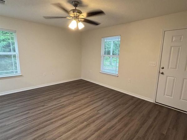 6550 Maddox Rd, Milton, FL 32570