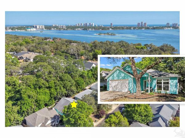 5912 N Bay Point Dr, Pensacola, FL 32507