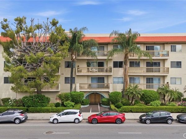 5400 Lindley Avenue, Unit 121, Encino, CA 91316