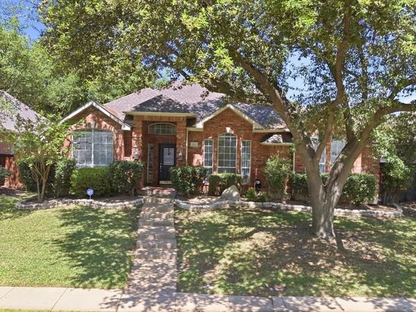 1011 Cowboys Parkway, Irving, TX 75063