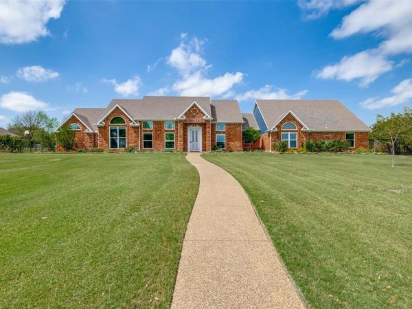 459 Chippendale Drive, Heath, TX 75032