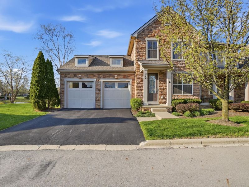 3766 Echo Place, Powell, OH 43065 Photo 2