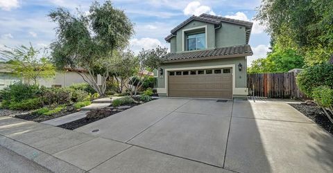 376 Rundgren Way, Folsom, CA 95630 Photo