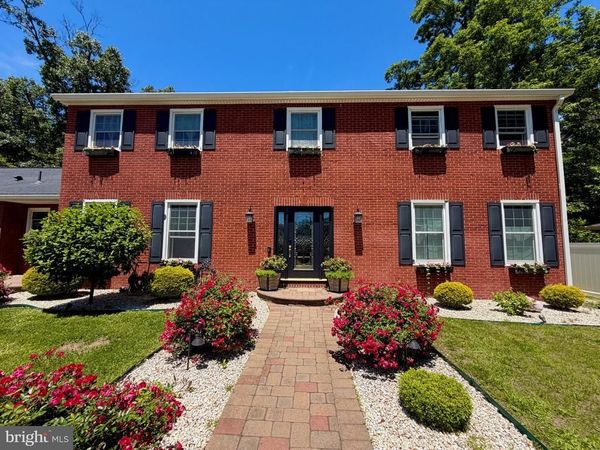 2460 BUTTONWOOD DRIVE, VINELAND, NJ 08361