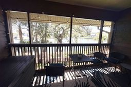 410 Melrose Pl. photo 4